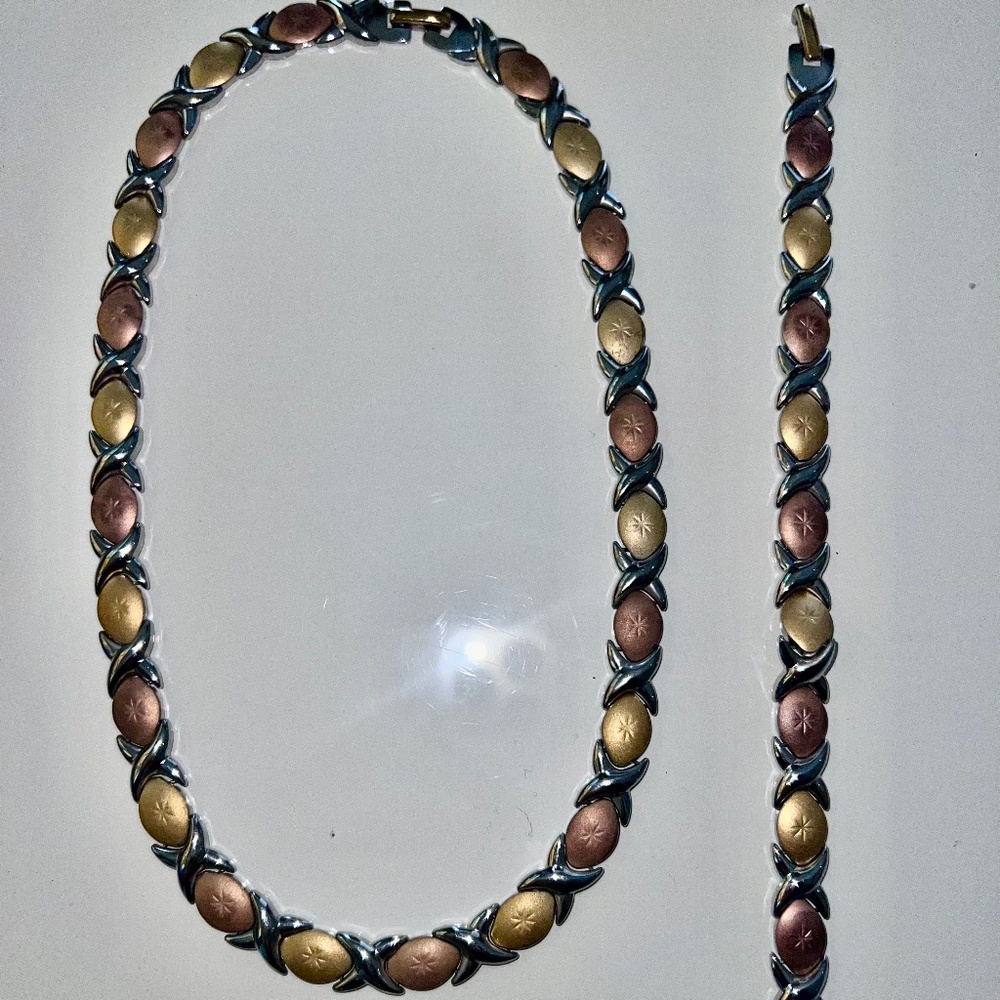 Elegant Silver, Gold, and Brown Women's Jewelry Set